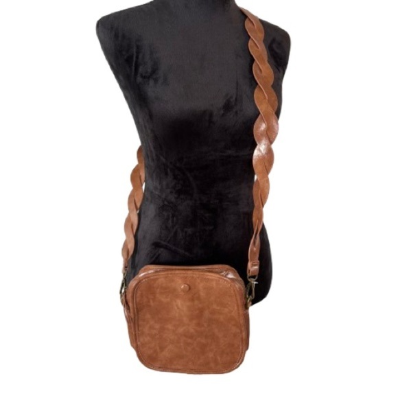 Boho Western Camel Colored Faux Leather Braided Strap Cross-Body Purse - Picture 1 of 4